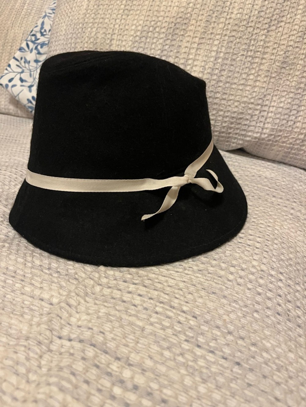 White House Black Market Black Wool Bucket Hat with Cream Ribbon